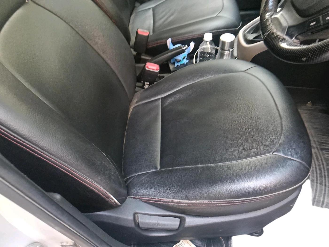 2017 Hyundai Grand i10 SPORTZ (O) AT 1.2 KAPPA VTVT, Petrol, Automatic, 81,941 km, interior