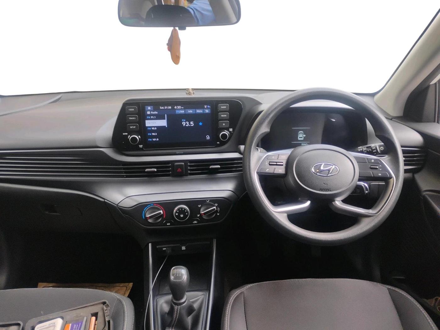 2021 Hyundai NEW I20 SPORTZ 1.2 MT, Petrol, Manual, 22,467 km, interior