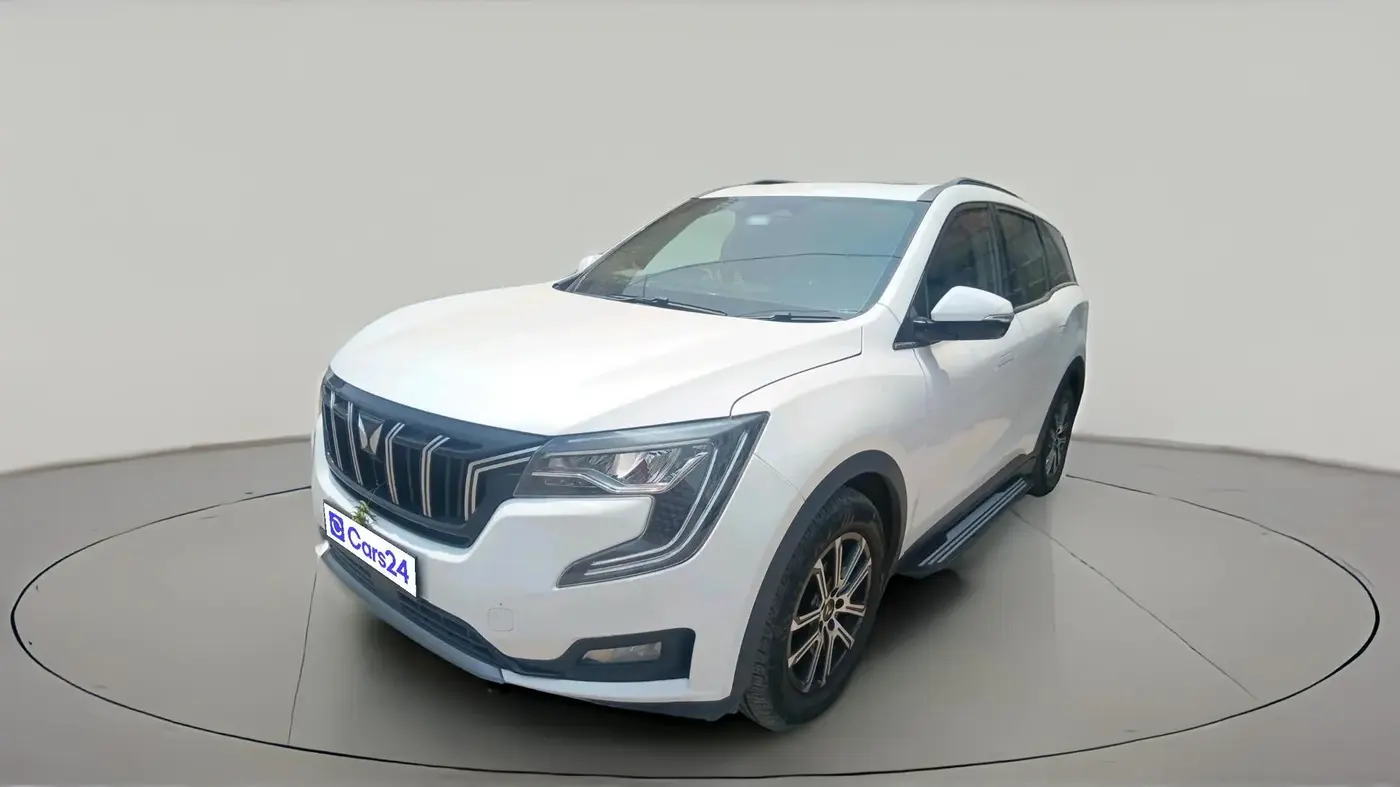 2024 Mahindra XUV700 AX 7 D AT 7 STR, Diesel, Automatic, 42,257 km, exterior