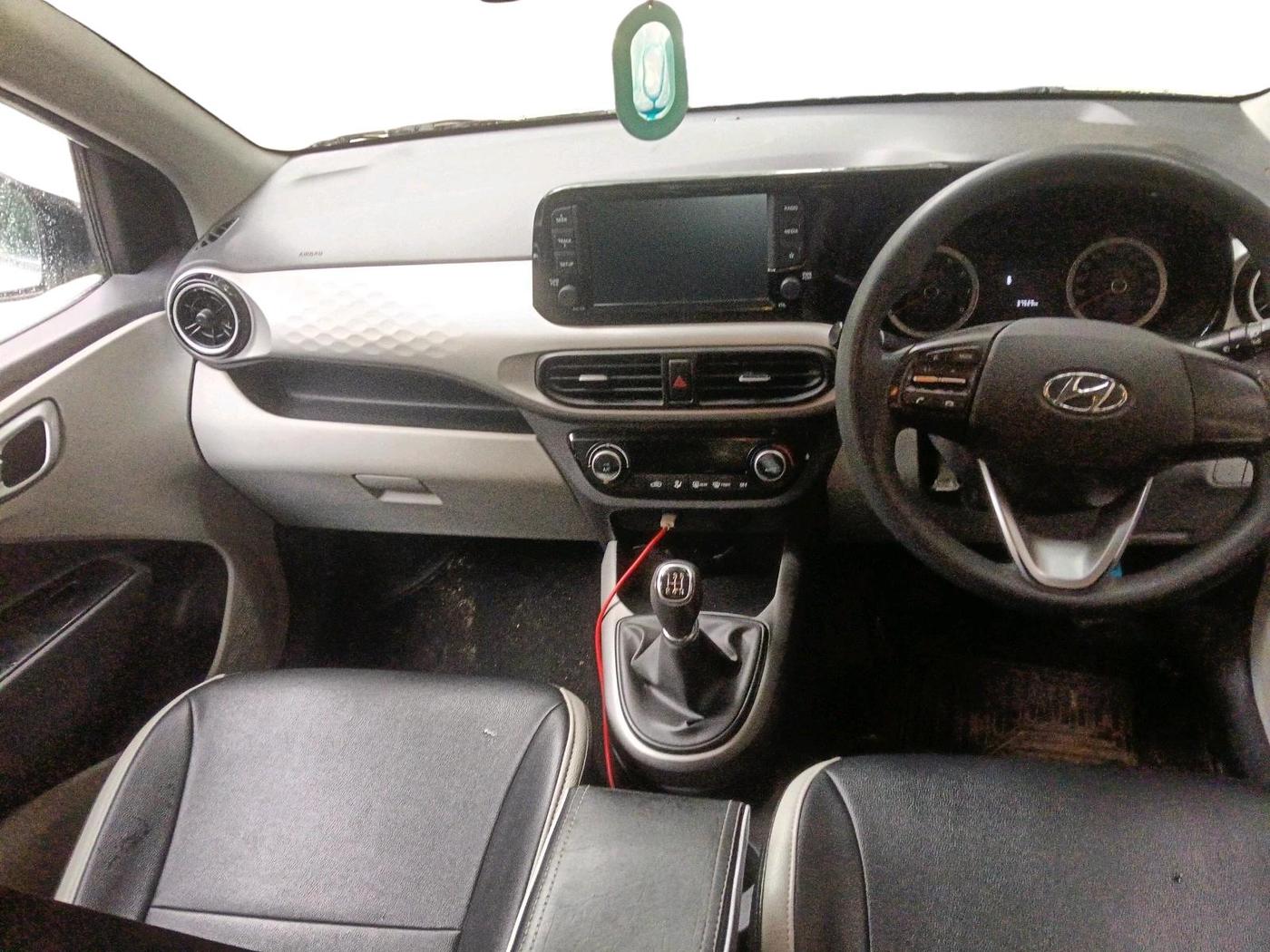 2022 Hyundai GRAND I10 NIOS SPORTZ 1.2 KAPPA VTVT CNG, CNG, Manual, 37,529 km, interior