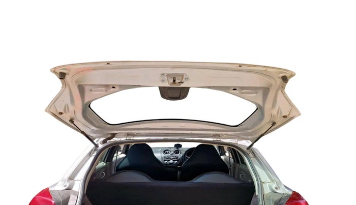 2017 Datsun Go T, Petrol, Manual, 72,286 km, exterior