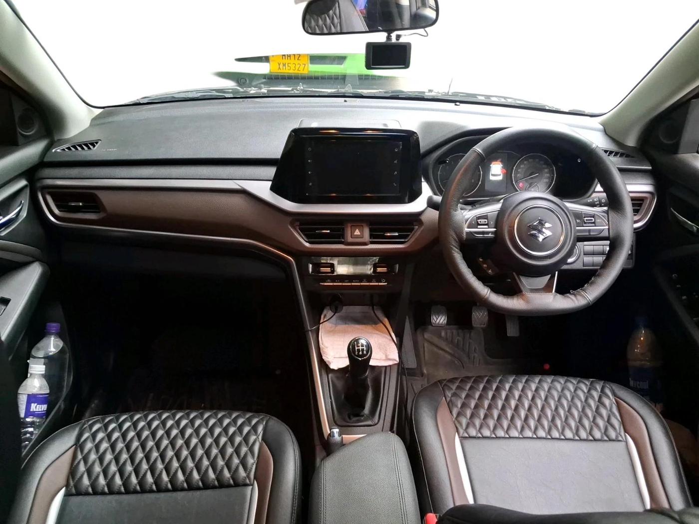 2025 Maruti BREZZA ZXI S-CNG, CNG, Manual, 4,162 km, interior