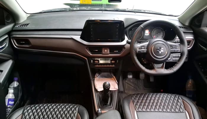 2025 Maruti BREZZA ZXI S-CNG, CNG, Manual, 4,162 km, interior