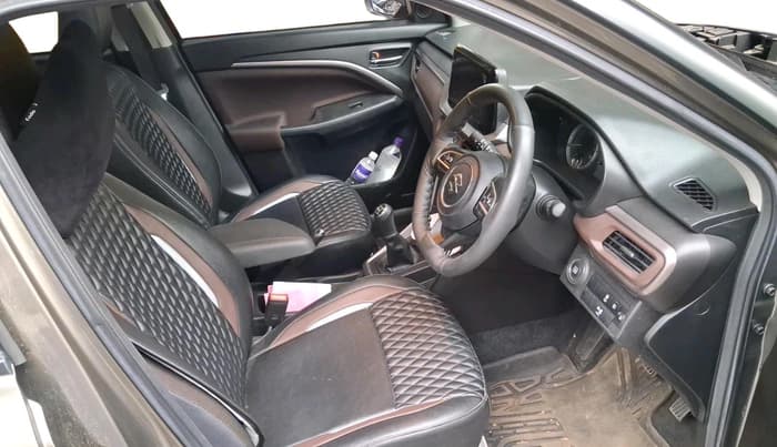 2025 Maruti BREZZA ZXI S-CNG, CNG, Manual, 4,162 km, interior