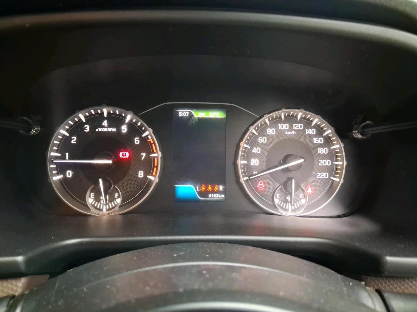 2025 Maruti BREZZA ZXI S-CNG, CNG, Manual, 4,162 km, interior