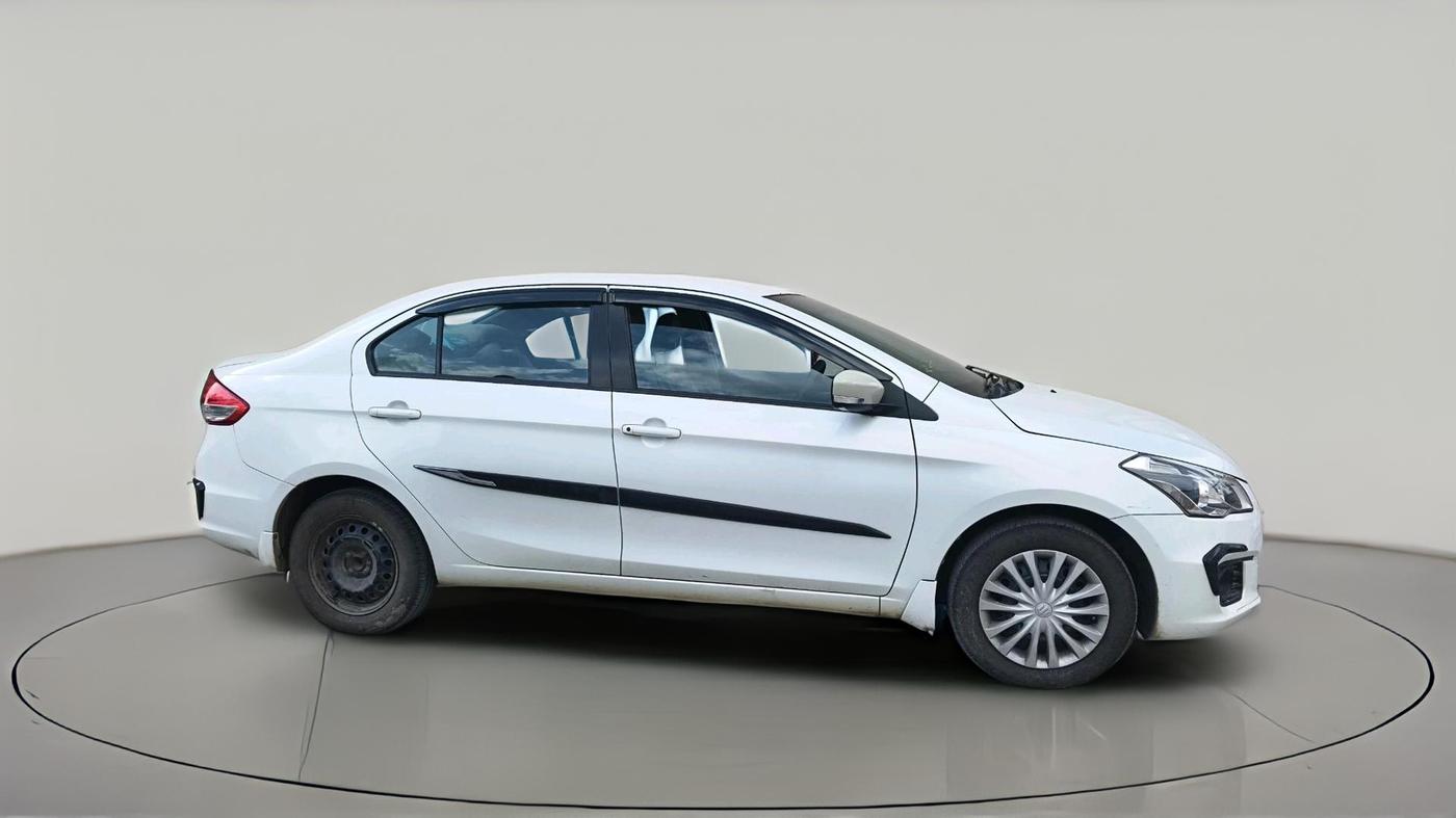 2017 Maruti Ciaz DELTA 1.4 MT PETROL, Petrol, Manual, 94,854 km, exterior
