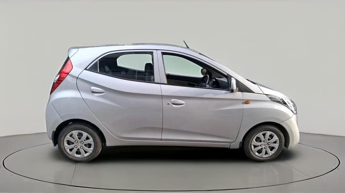 2015 Hyundai Eon MAGNA +, Petrol, Manual, 15,335 km, exterior