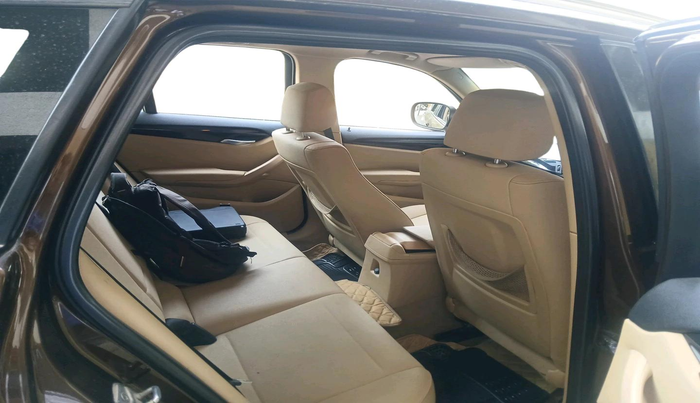 2011 BMW X1 SDRIVE 18I, Petrol, Automatic, 85,631 km, interior