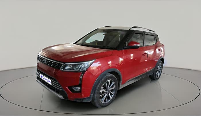2021 Mahindra XUV300 W8 (O) 1.2 PETROL, Petrol, Manual, 90,814 km, exterior