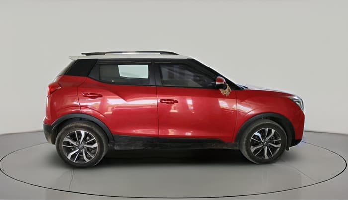 2021 Mahindra XUV300 W8 (O) 1.2 PETROL, Petrol, Manual, 90,814 km, exterior