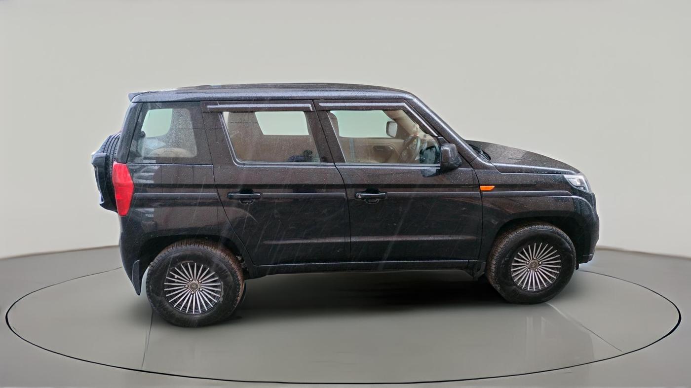 2024 Mahindra BOLERO NEO N 4, Diesel, Manual, 6,967 km, exterior