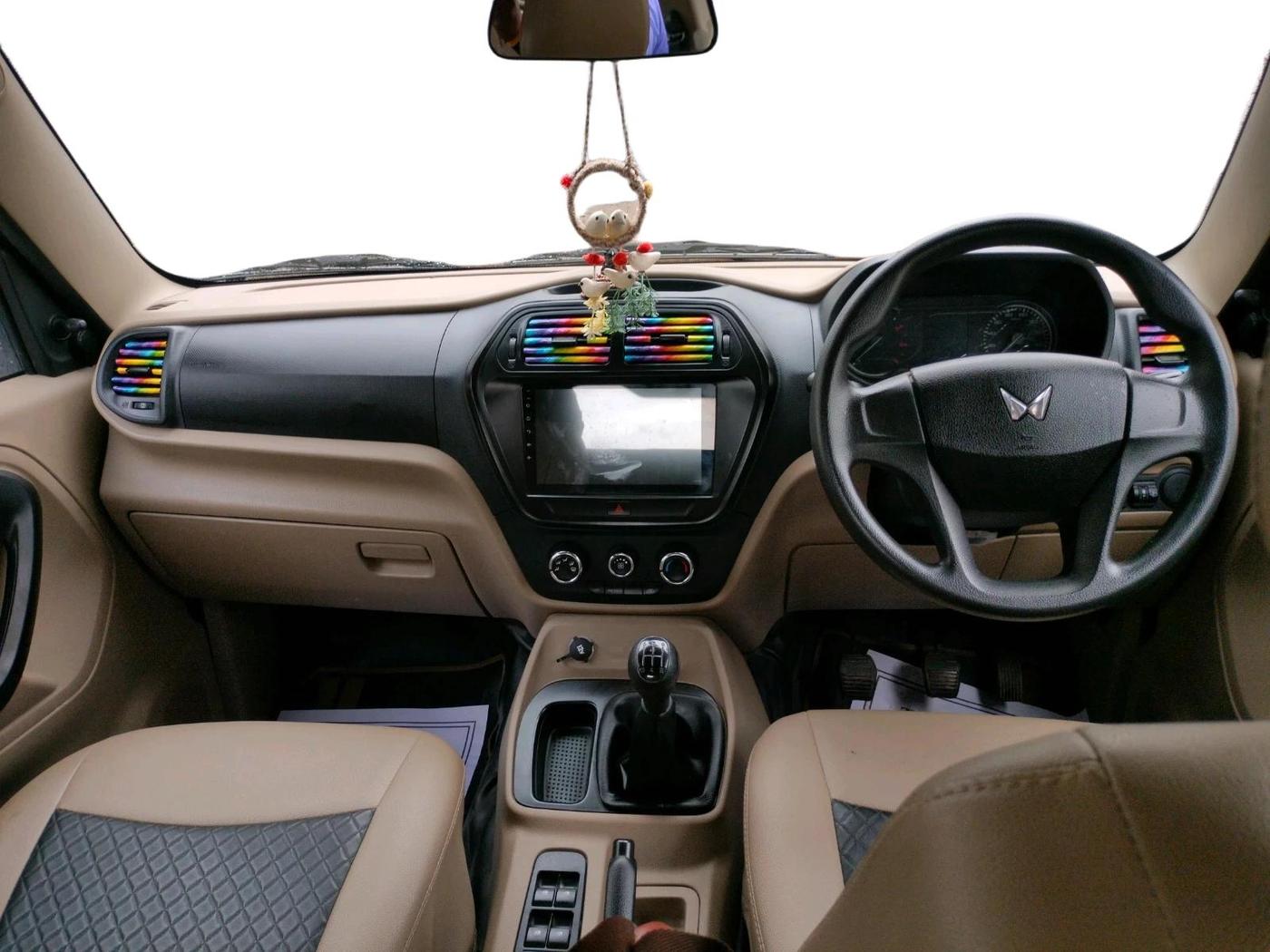 2024 Mahindra BOLERO NEO N 4, Diesel, Manual, 6,967 km, interior