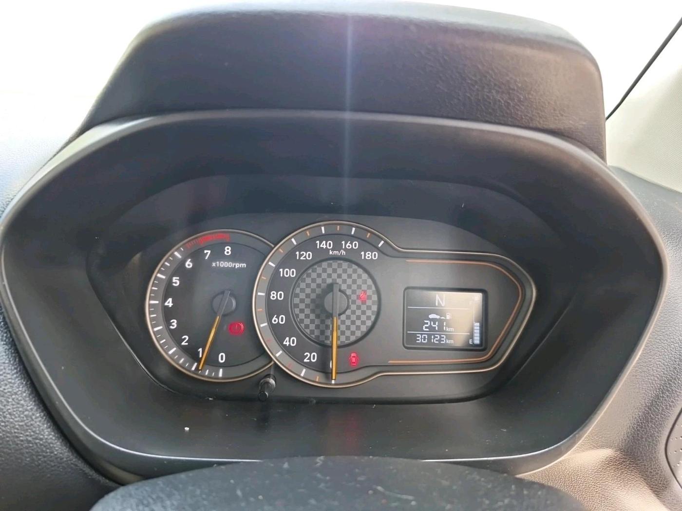 2020 Hyundai NEW SANTRO SPORTZ AMT, Petrol, Automatic, 30,123 km, interior