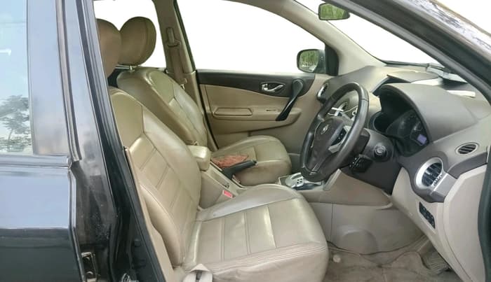 2012 Renault Koleos 4x4 AT, Diesel, Automatic, 1,17,476 km, interior