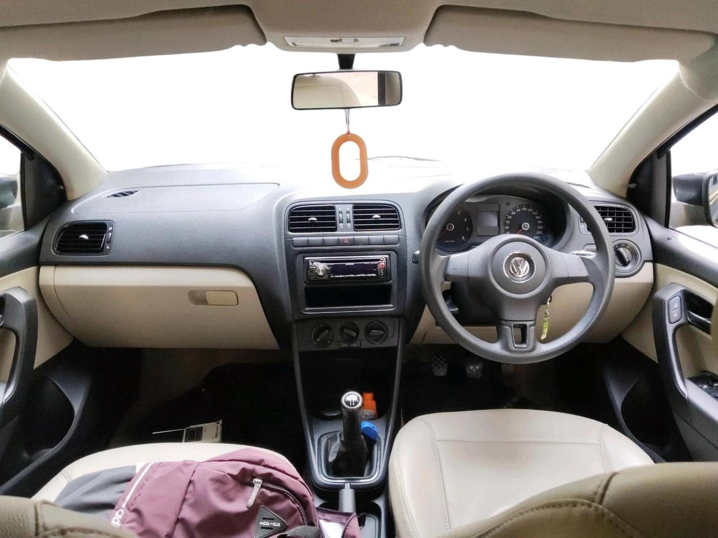 2011 Volkswagen Polo COMFORTLINE 1.2L PETROL, Petrol, Manual, 60,841 km, interior