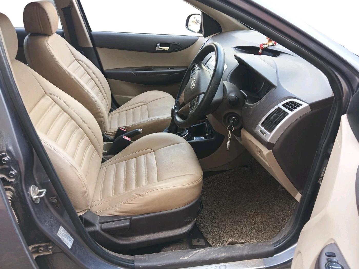 2012 Hyundai i20 SPORTZ 1.4 CRDI, Diesel, Manual, 1,61,660 km, interior