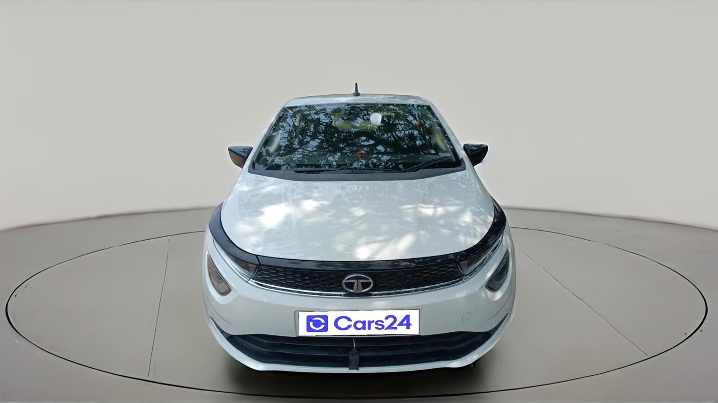 2023 Tata ALTROZ XTA, Petrol, Automatic, 24,833 km, exterior
