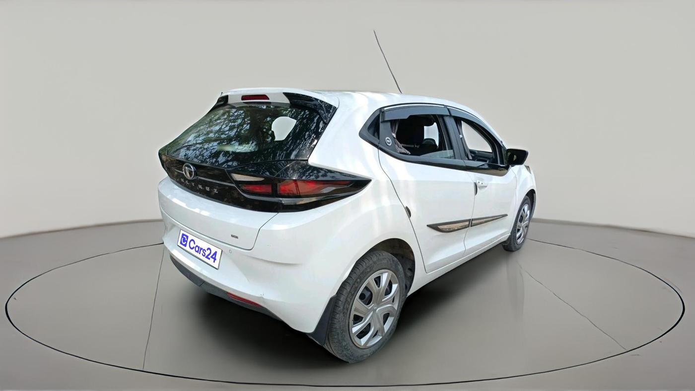 2023 Tata ALTROZ XTA, Petrol, Automatic, 24,833 km, exterior