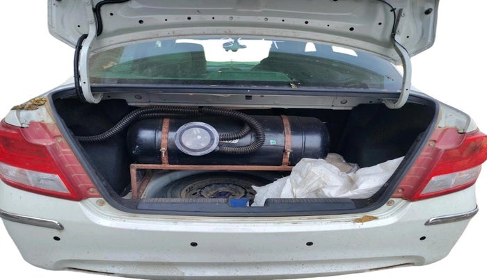 2018 Maruti Dzire VXI, Petrol, Manual, 52,316 km, exterior