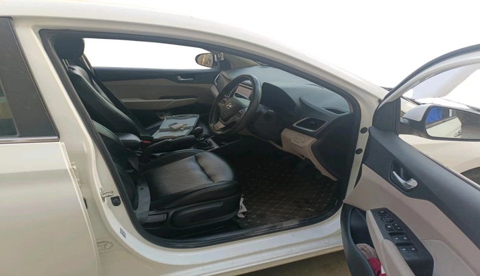 2019 Hyundai Verna 1.6 VTVT SX, Petrol, Manual, 44,639 km, interior
