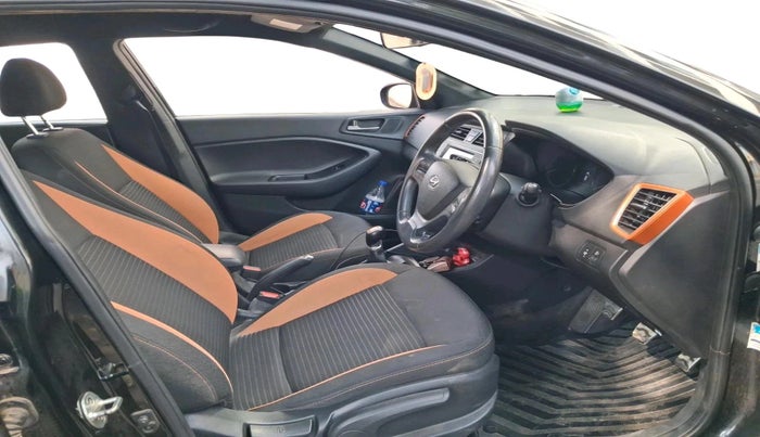 2018 Hyundai i20 Active 1.2 SX, Petrol, Manual, 1,06,657 km, interior