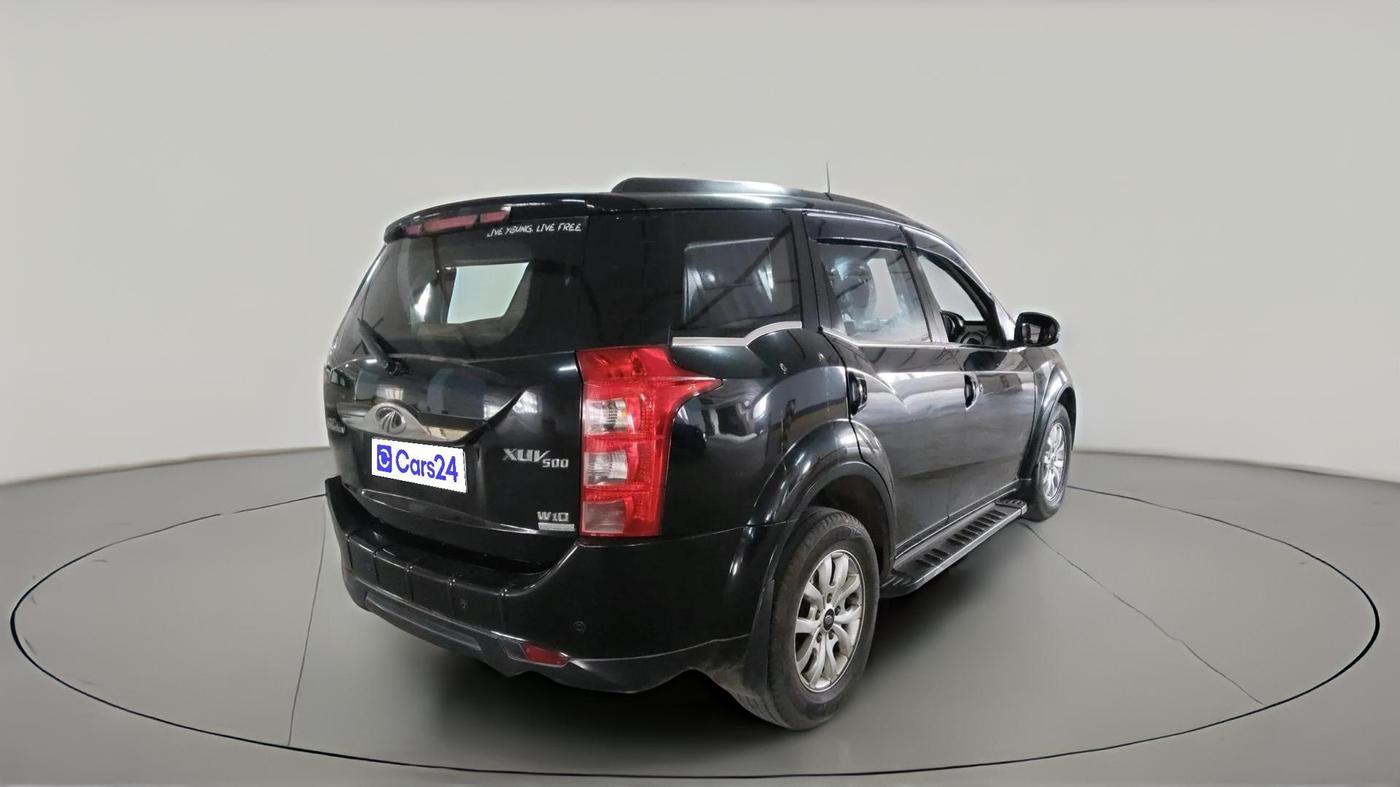 2016 Mahindra XUV500 W10 AT, Diesel, Automatic, 1,05,253 km, exterior