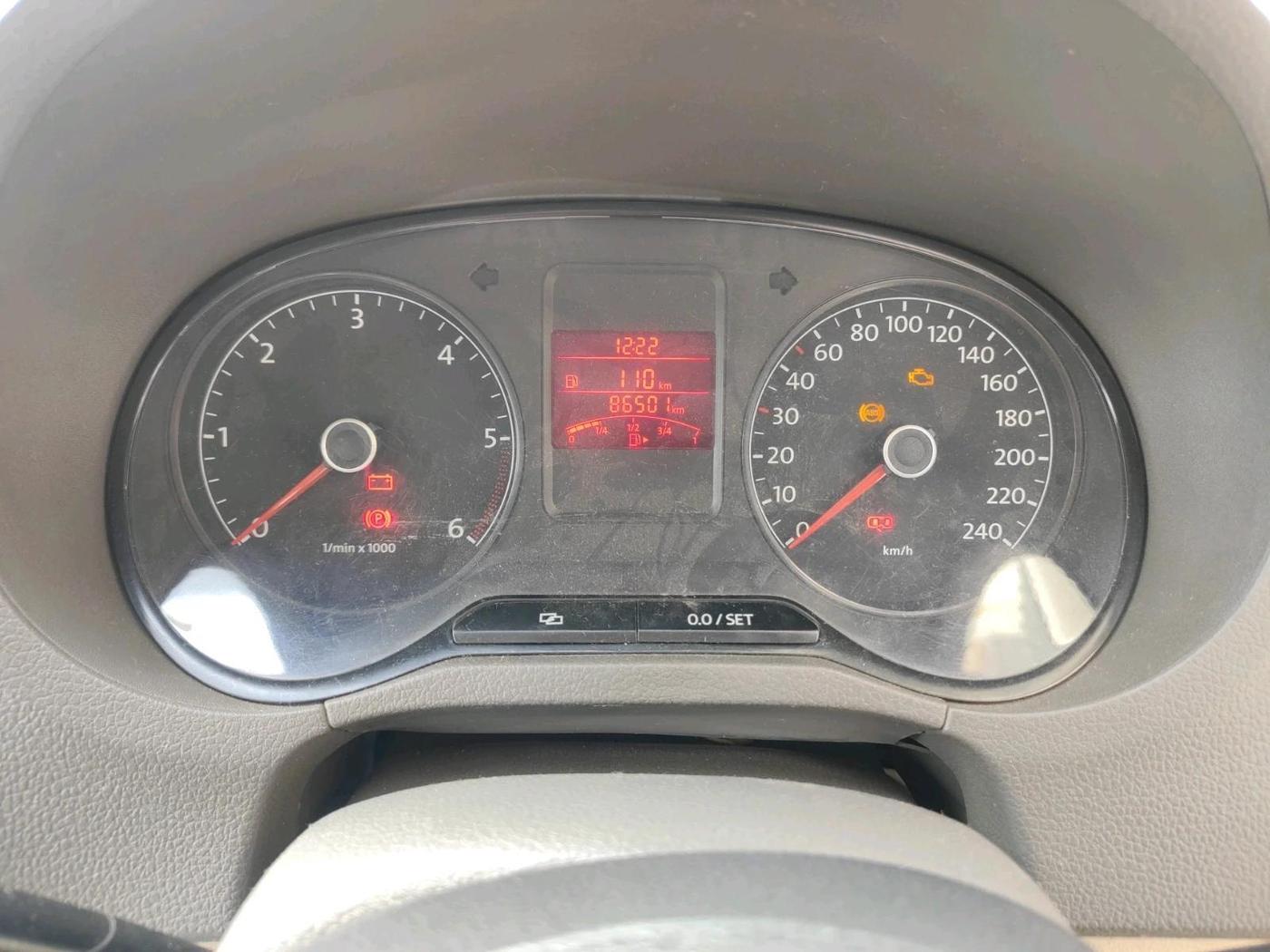 2012 Volkswagen Vento HIGHLINE DIESEL 1.6, Diesel, Manual, 86,501 km, interior
