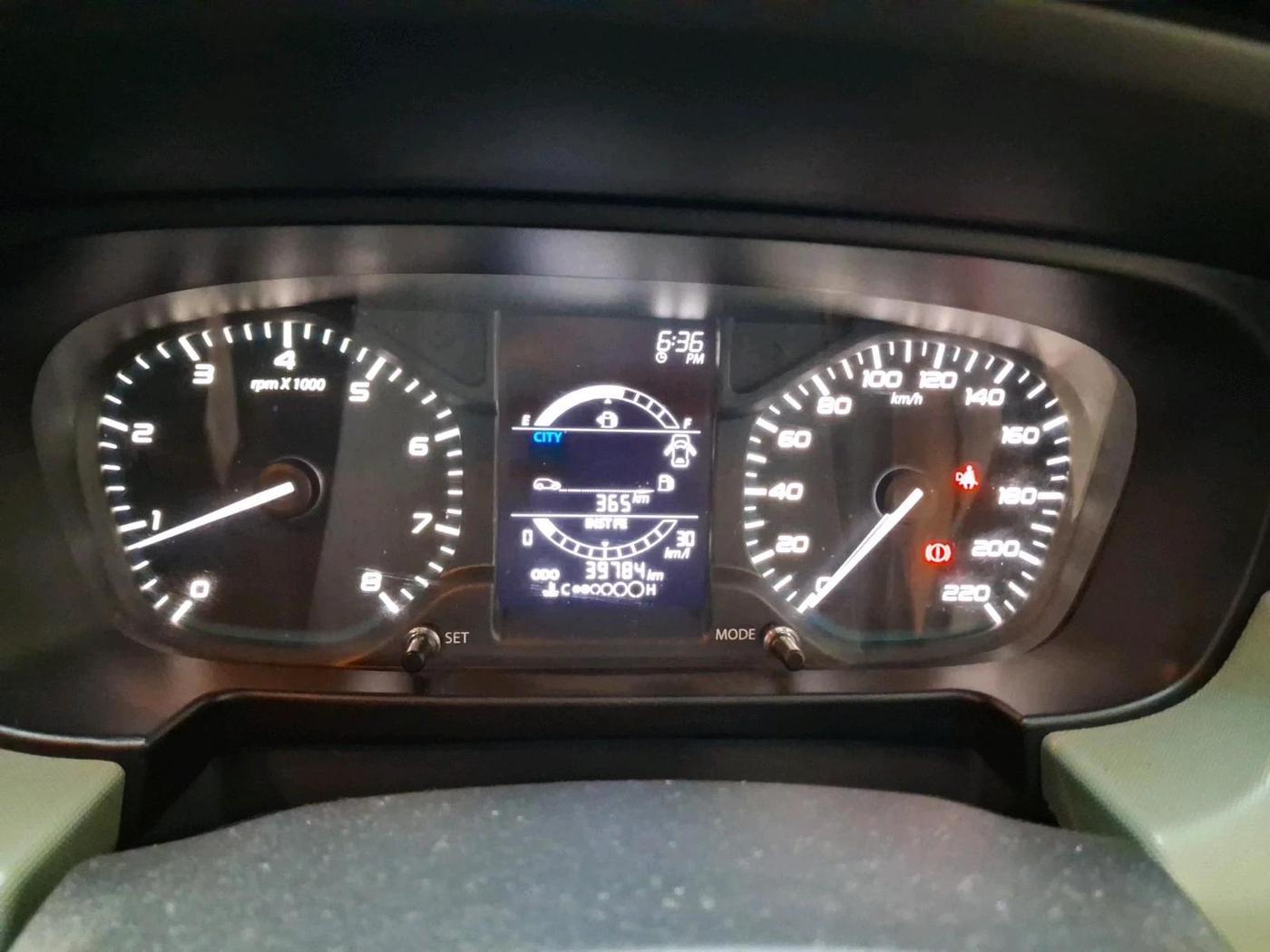 2023 Tata PUNCH ADVENTURE RHYTHM PACK MT, Petrol, Manual, 39,784 km, interior