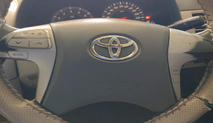 2010 Toyota Corolla Altis GL PETROL, Petrol, Manual, 1,80,697 km, interior