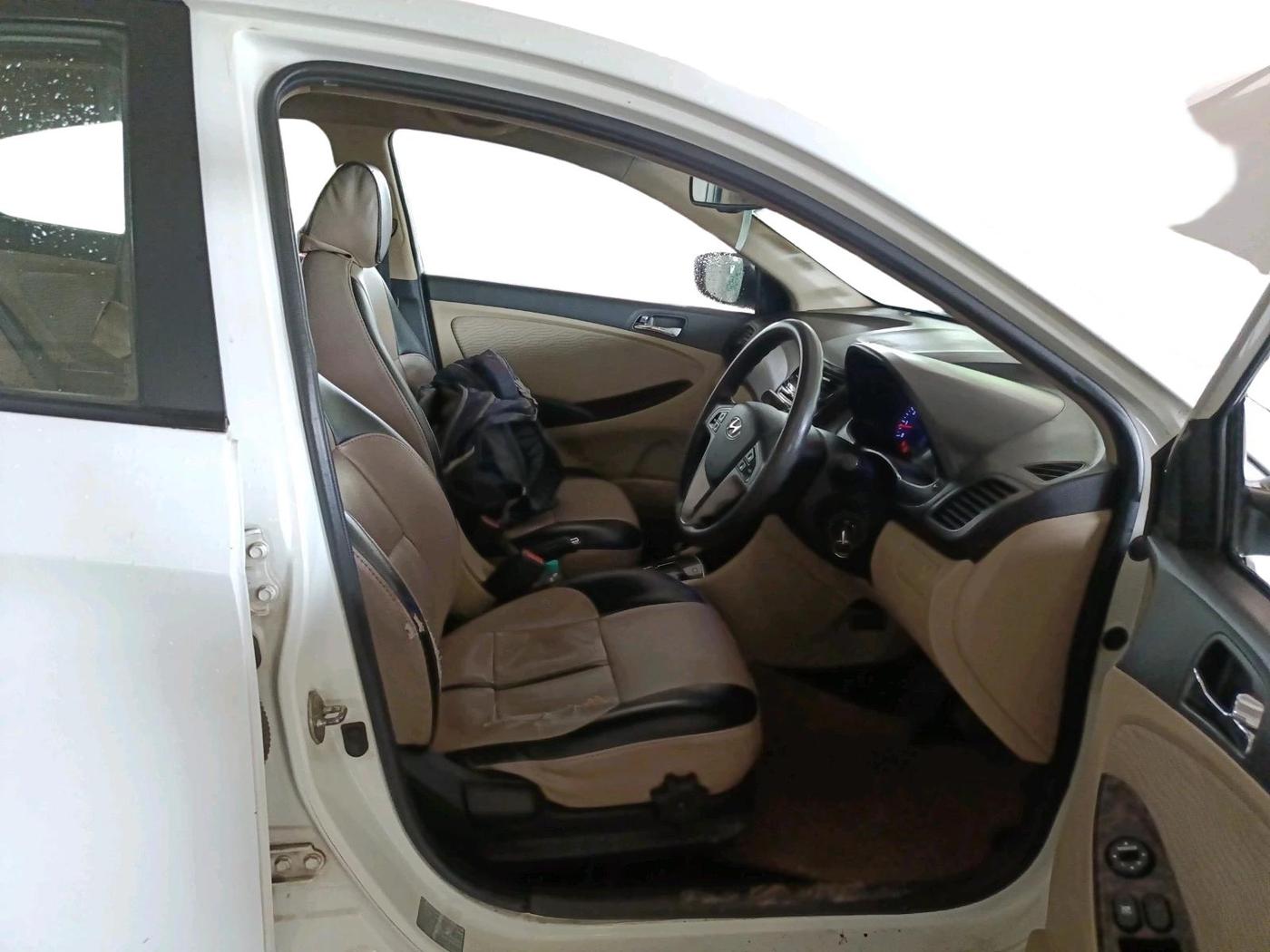 2012 Hyundai Verna FLUIDIC VTVT 1.6 EX AT, Petrol, Automatic, 70,626 km, interior