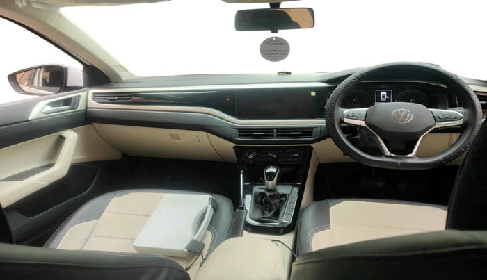 2025 Volkswagen VIRTUS HIGHLINE TSI 1.0 AT, Petrol, Automatic, 7,541 km, interior