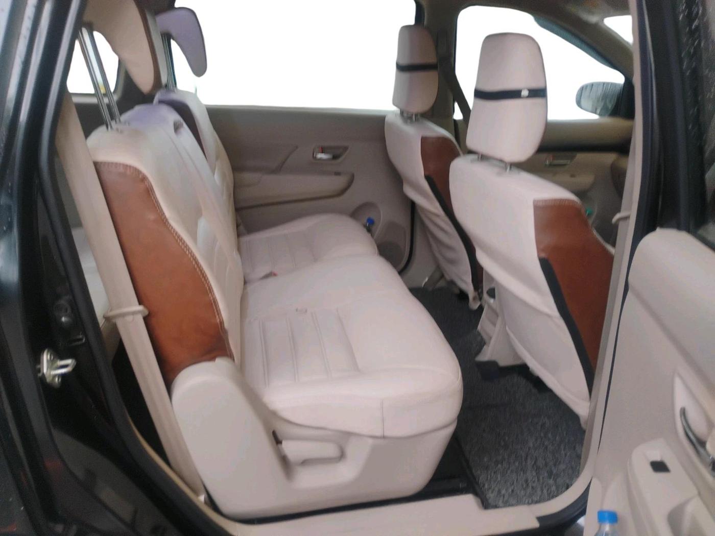 2024 Maruti Ertiga ZXI+ AT SHVS, Petrol, Automatic, 44,974 km, interior