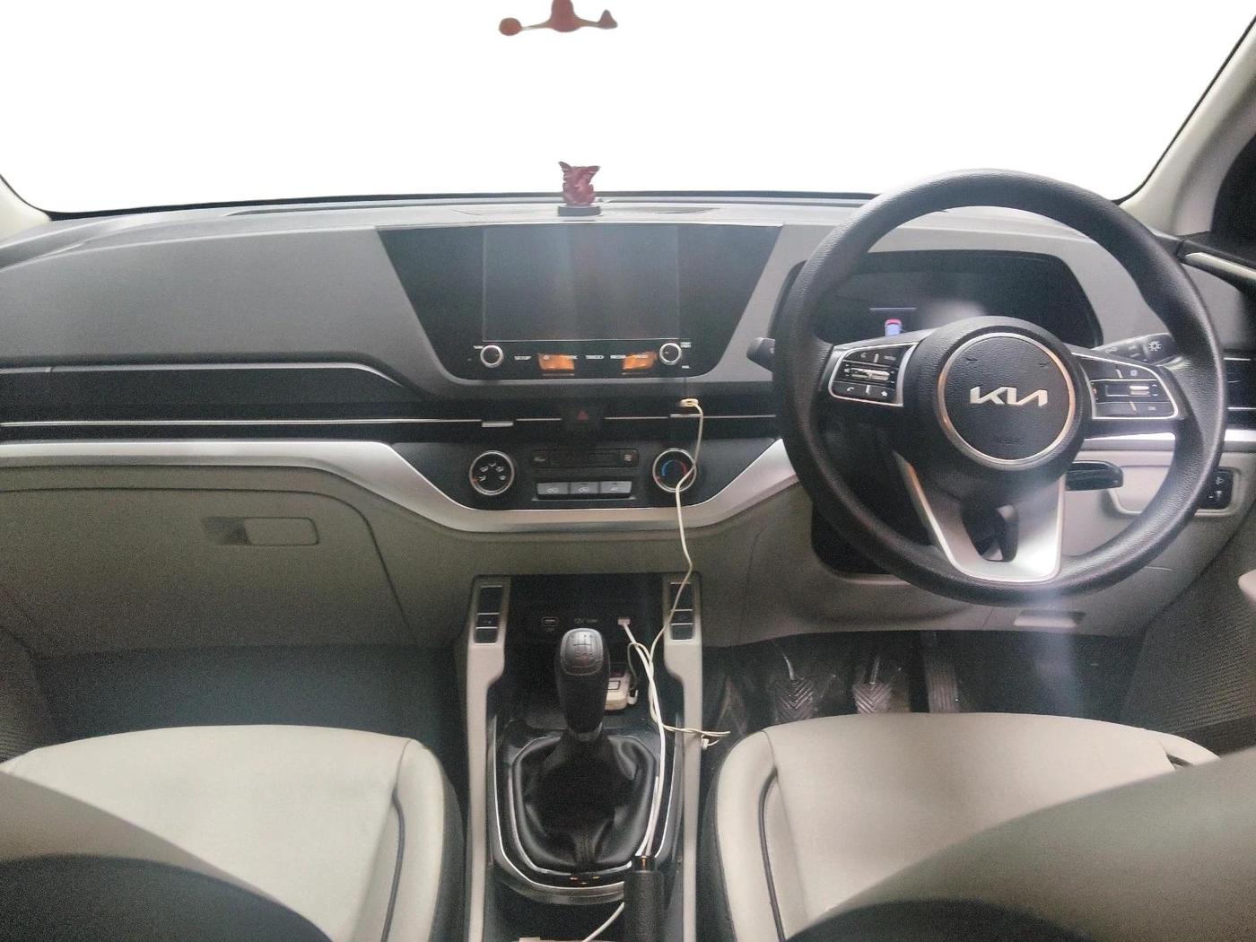 2022 KIA CARENS PRESTIGE 1.5 PETROL 7 STR, Petrol, Manual, 36,080 km, interior