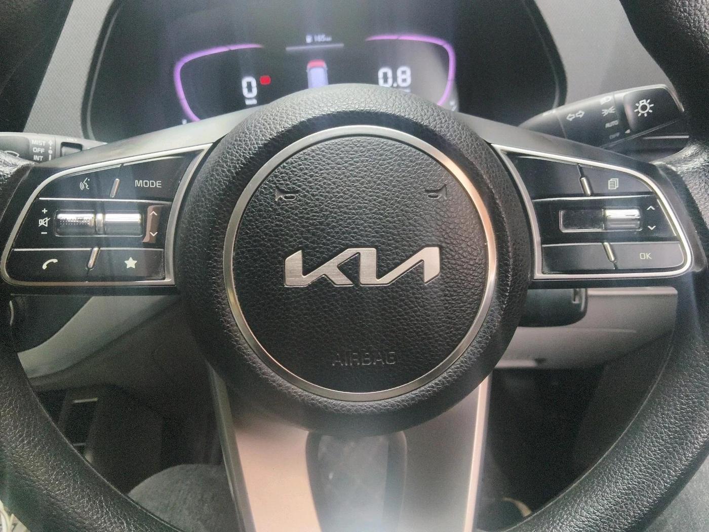 2022 KIA CARENS PRESTIGE 1.5 PETROL 7 STR, Petrol, Manual, 36,080 km, interior