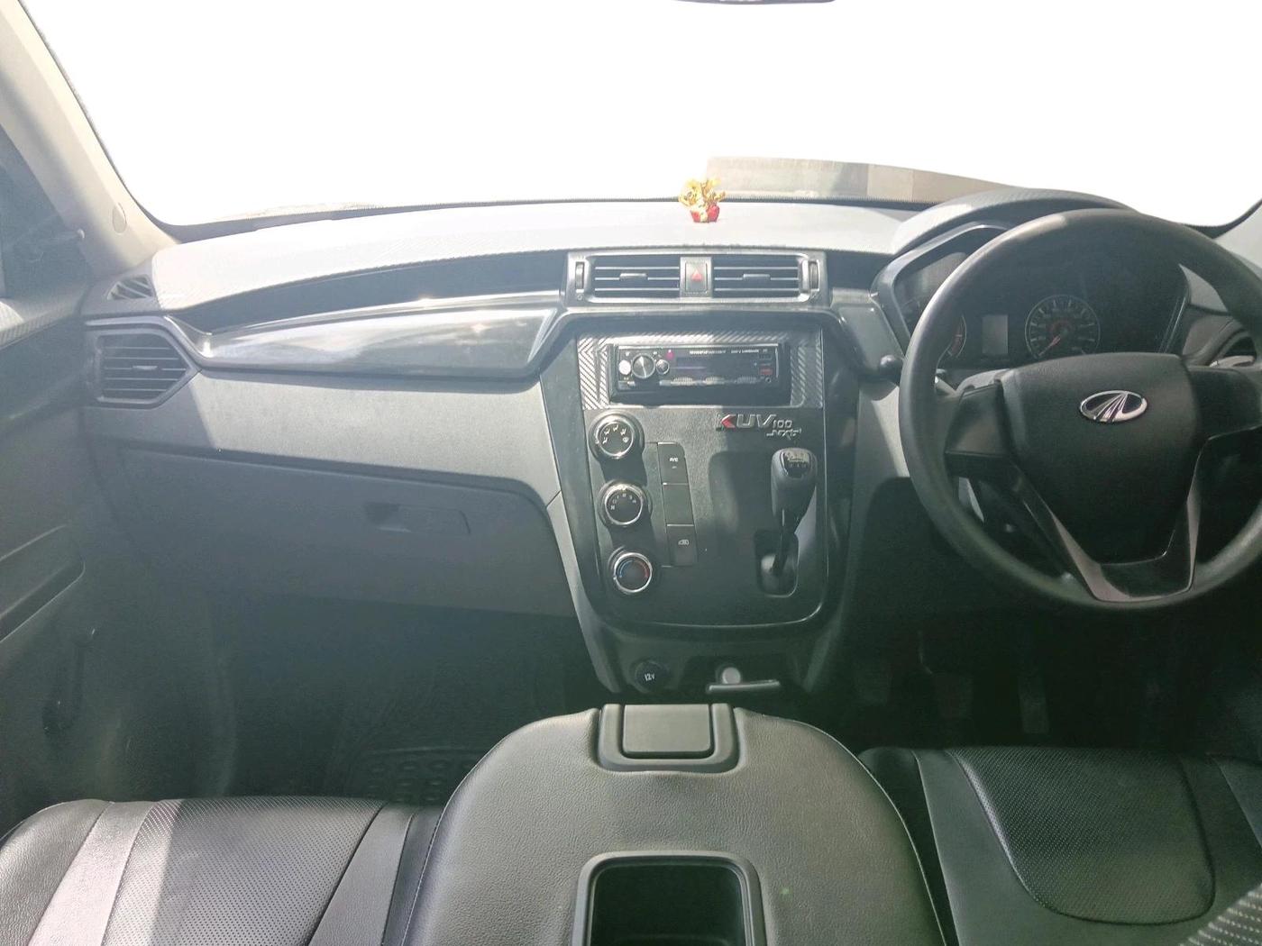 2018 Mahindra KUV 100 NXT K2+ P 6 STR, Petrol, Manual, 1,01,070 km, interior