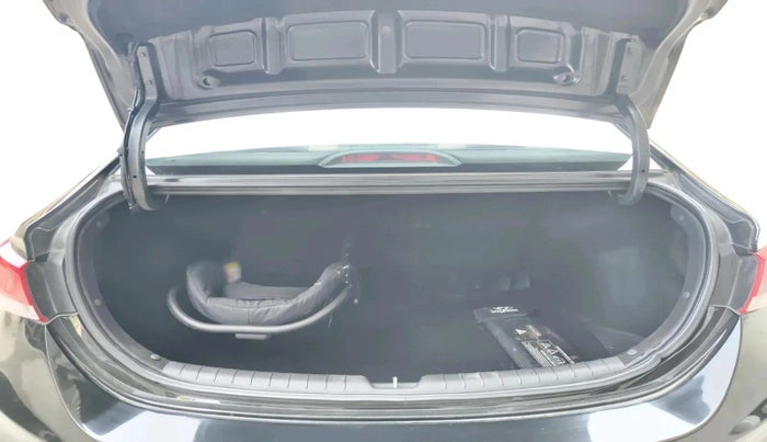 2018 Hyundai Verna 1.4 EX PETROL, Petrol, Manual, 34,361 km, exterior