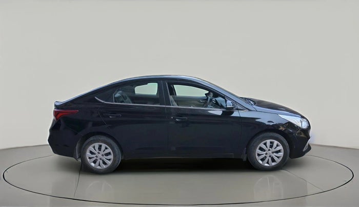 2018 Hyundai Verna 1.4 EX PETROL, Petrol, Manual, 34,361 km, exterior