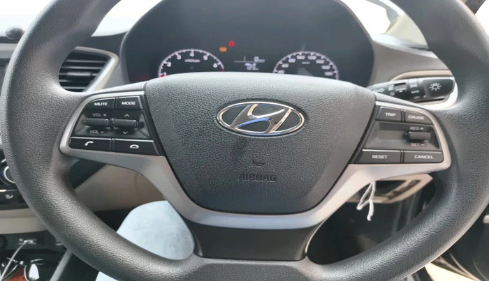 2018 Hyundai Verna 1.4 EX PETROL, Petrol, Manual, 34,361 km, interior
