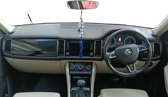 2018 Skoda Kodiaq STYLE 2.0 TDI 4X4 AT, Diesel, Automatic, 1,22,286 km, interior