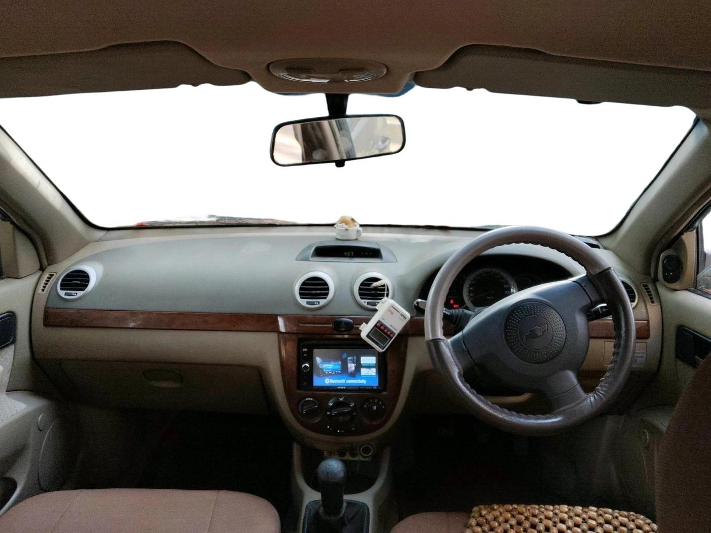 2011 Chevrolet Optra Magnum LS 2.0 TCDI, Diesel, Manual, 1,33,127 km, interior