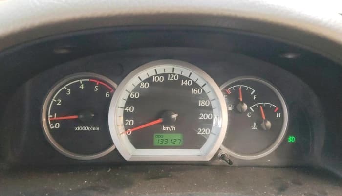 2011 Chevrolet Optra Magnum LS 2.0 TCDI, Diesel, Manual, 1,33,127 km, interior