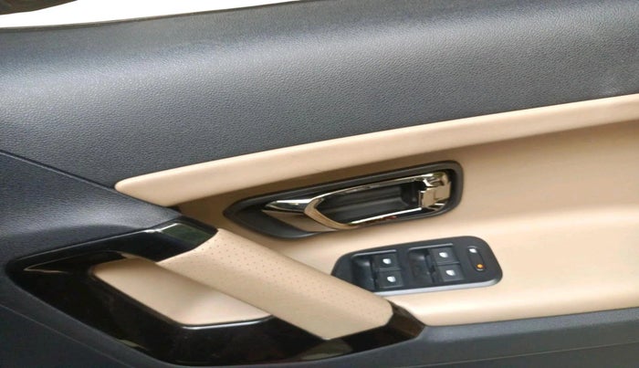 2022 Tata Harrier XZA PLUS 2.0L KAZIRANGA, Diesel, Automatic, 81,816 km, interior