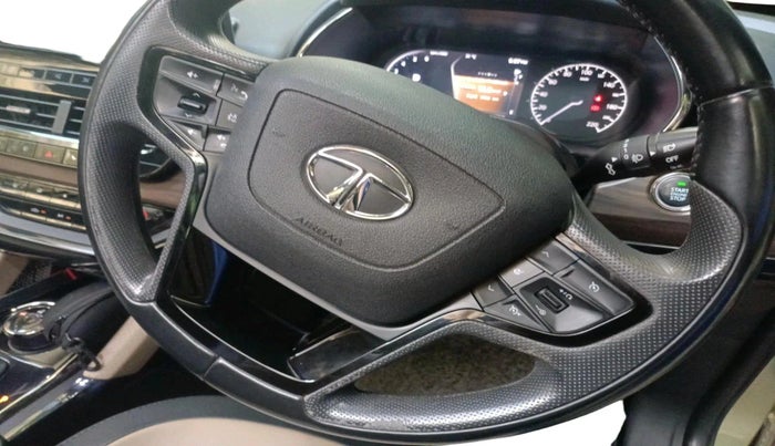 2022 Tata Harrier XZA PLUS 2.0L KAZIRANGA, Diesel, Automatic, 81,816 km, interior