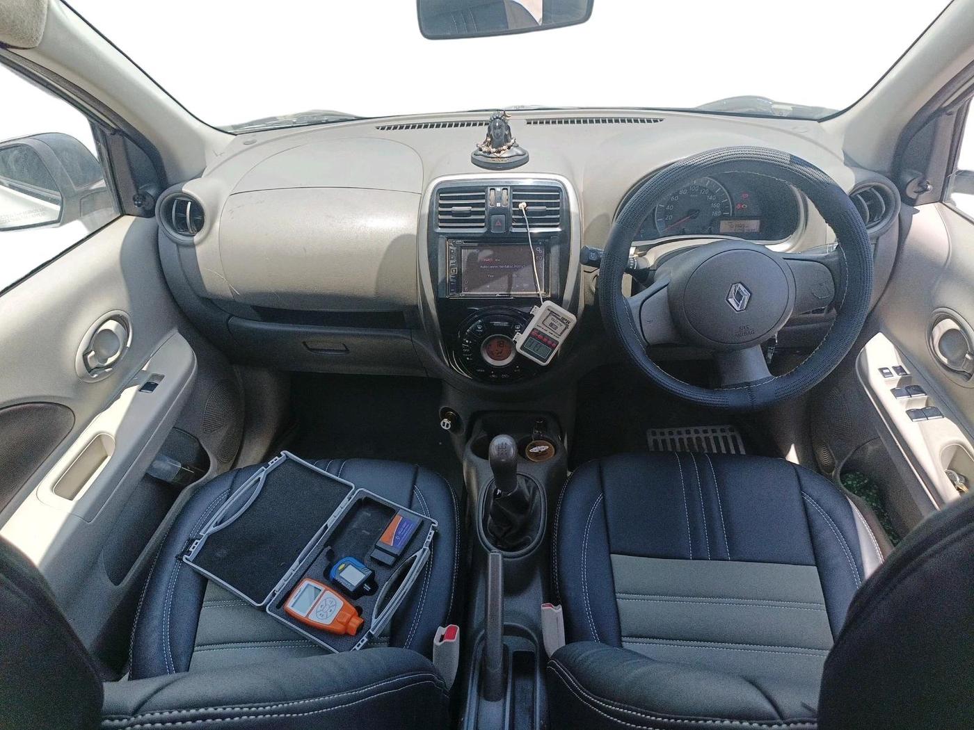 2016 Renault Pulse RXL PETROL, CNG, Manual, 1,01,889 km, interior