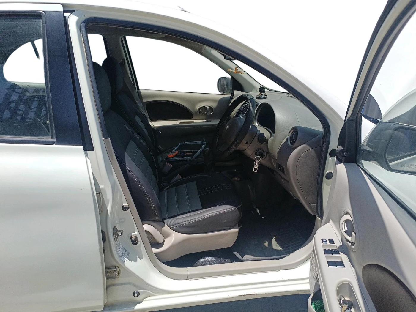 2016 Renault Pulse RXL PETROL, CNG, Manual, 1,01,889 km, interior