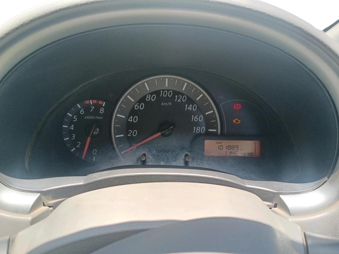 2016 Renault Pulse RXL PETROL, CNG, Manual, 1,01,889 km, interior