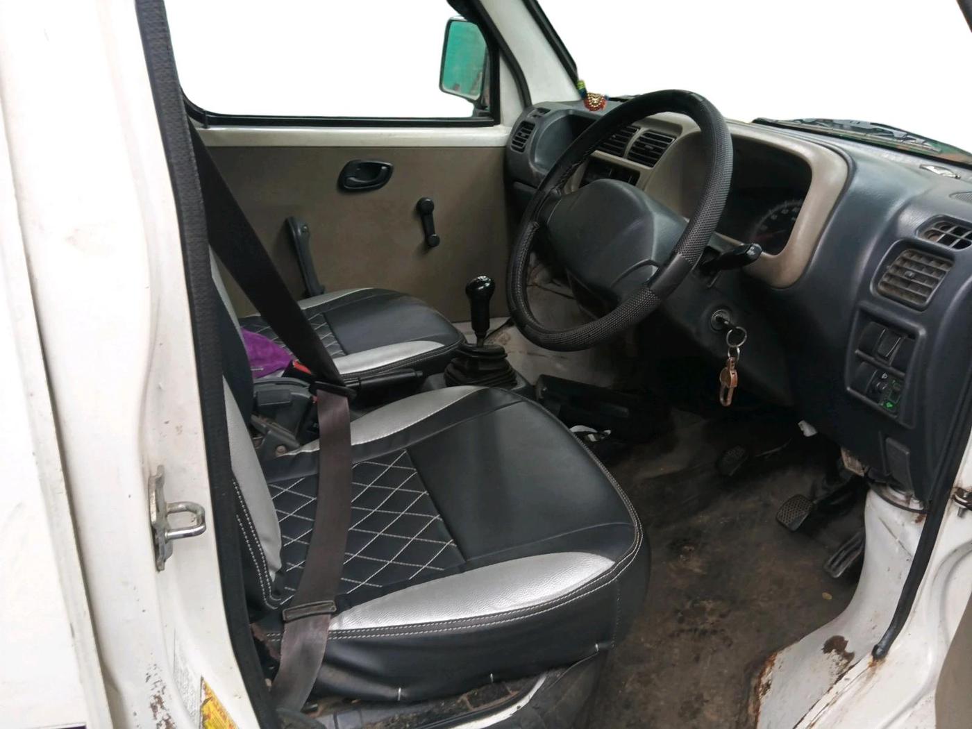 2016 Maruti Eeco 7 STR, CNG, Manual, 2,26,863 km, interior