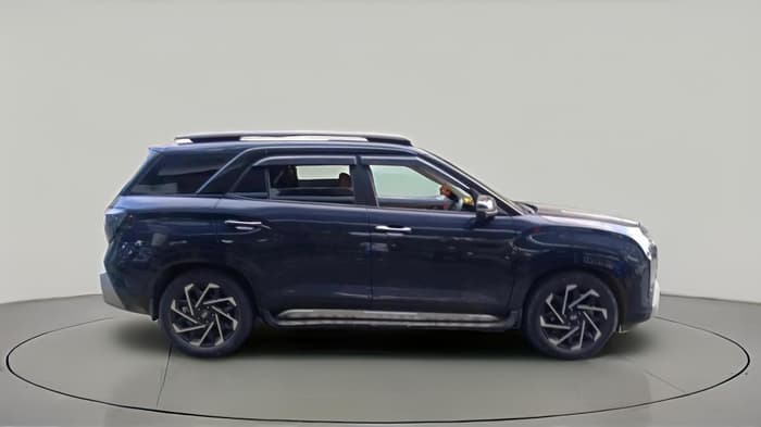 2025 Hyundai ALCAZAR Platinum 7 STR 1.5 Turbo GDi Petrol MT, Petrol, Manual, 39,237 km, exterior