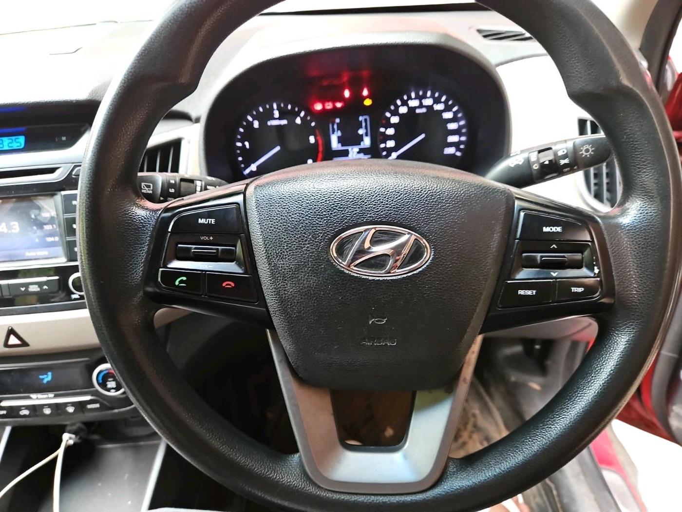 2016 Hyundai Creta SX 1.6 DIESEL, Diesel, Manual, 1,51,079 km, interior