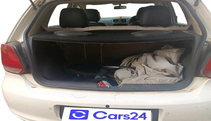 2014 Volkswagen Polo HIGHLINE DIESEL, Diesel, Manual, 1,05,327 km, exterior